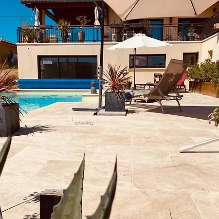 Happiness House « carpe Diem » Vila *